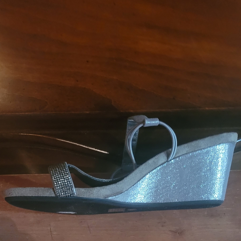 Style & Co Wedge Sandals - Picture 6 of 9